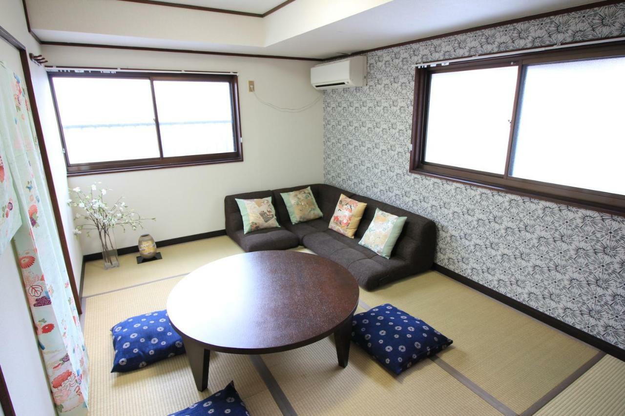 Hostel Ten With Japanese Sake Bar *